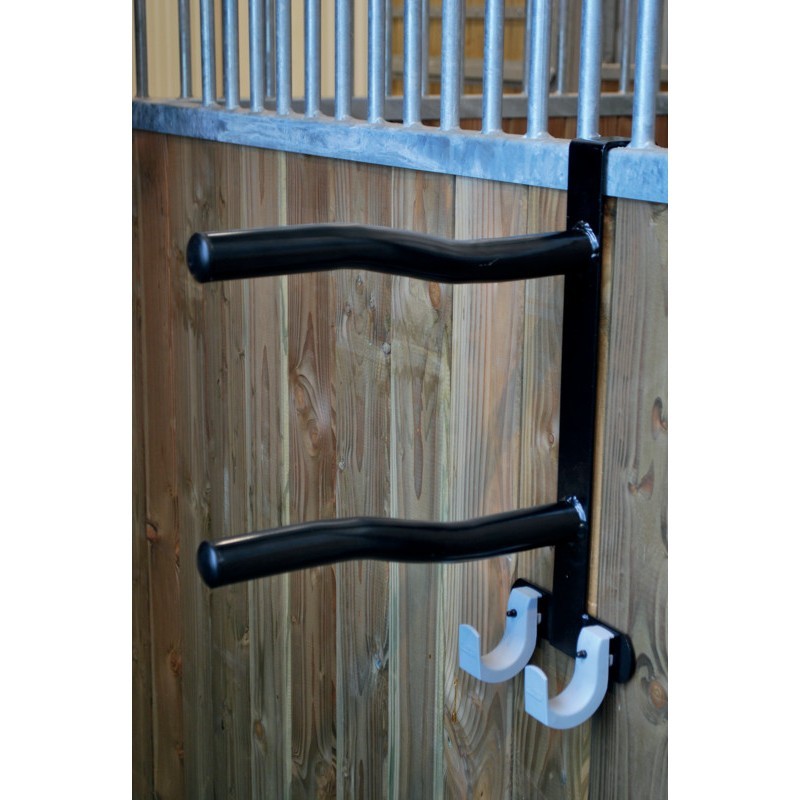 Accessoire Selle Cheval Robuste Porte-selle Mural En Fer Noir - Pour écurie, Van, Organisation Du Harnachement (57x22,5x30 Cm) Rangement Sellerie Cheval